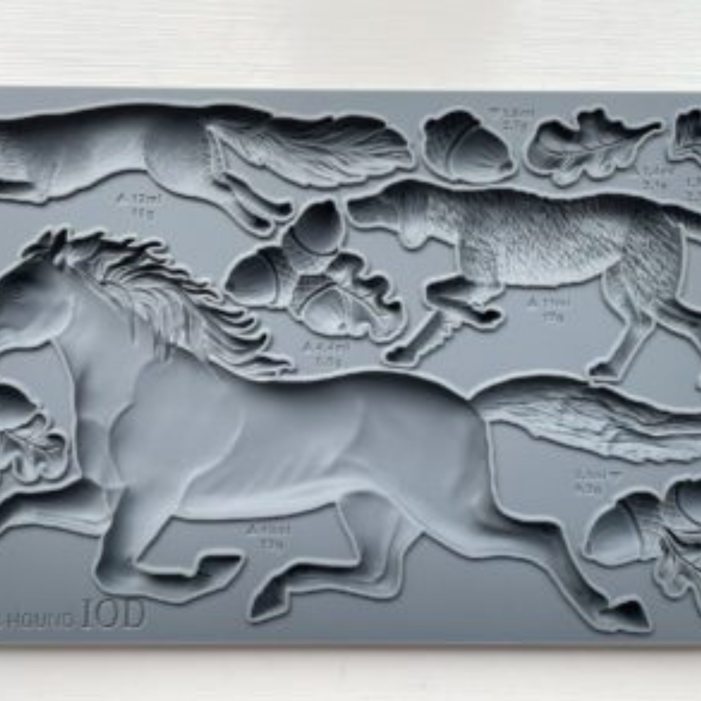IOD Horse & Hound Mould